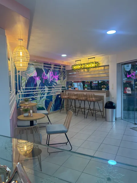 AMAPOLA ICE CREAM BOUTIQUE