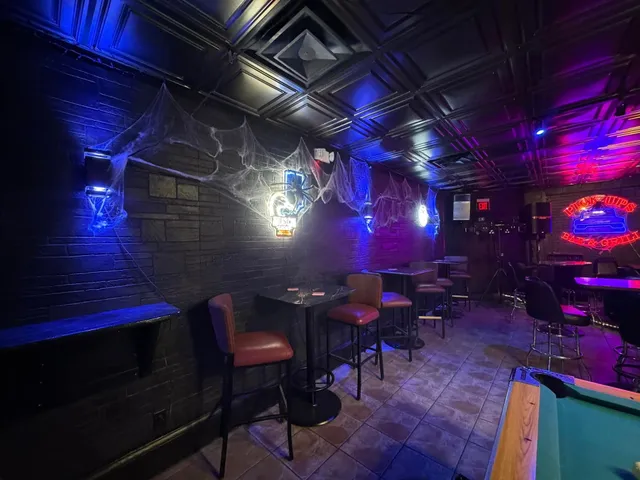 Pickups Bar and Grill West Lebanon