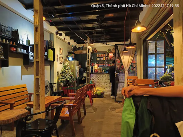 Cay Cot Dien - Café Books