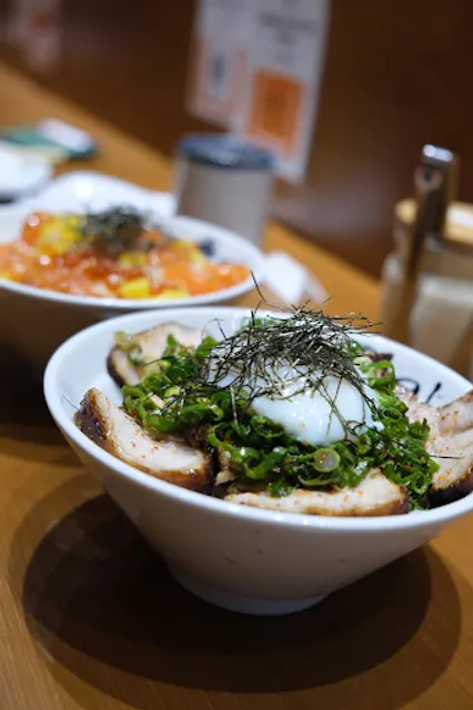 Tsujita NJ Artisan Noodles