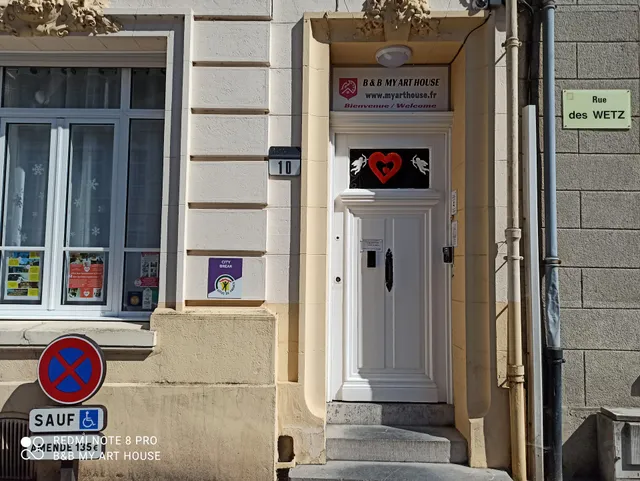 B&B My Art House ( Douai Centre )