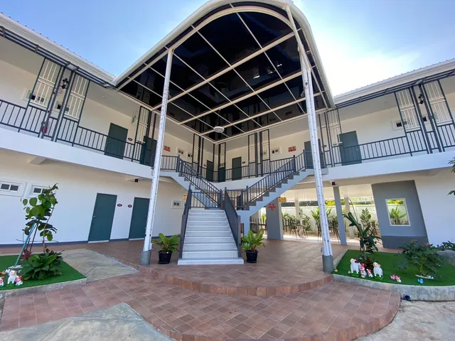 Proud Supreme Resort