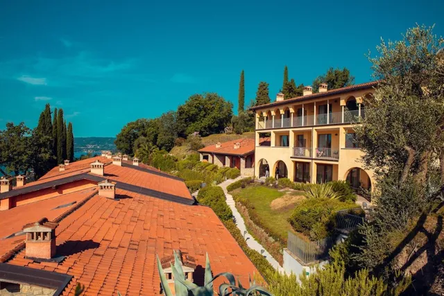 Domina Borgo degli Ulivi