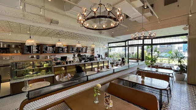 Toby's Estate Mall Kelapa Gading