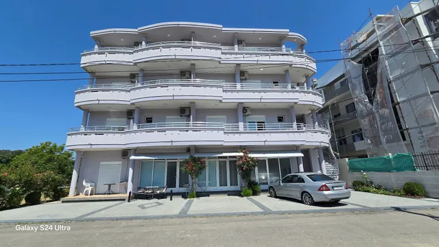 Apartments Flamida