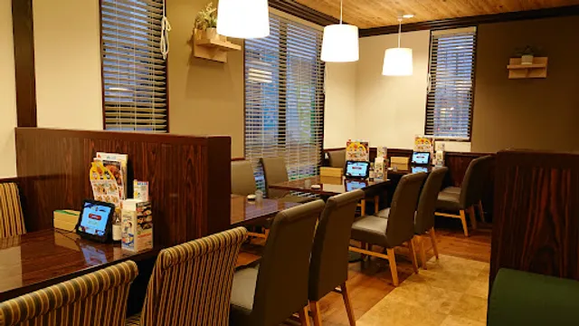 ガスト 志摩阿児店