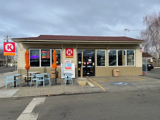 College Place Food Mart