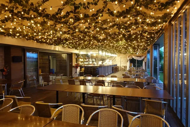 ガーデンレストラン はな花