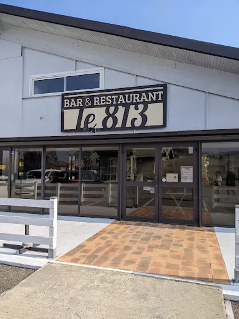Bar Restaurant Le 813
