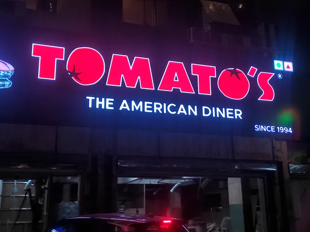 Tomato’s Gandhinagar