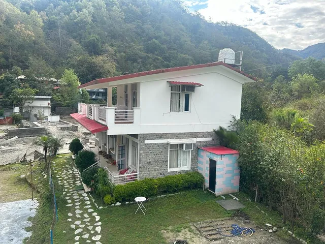 STUDIO SHIV VILLA RISHIKESH