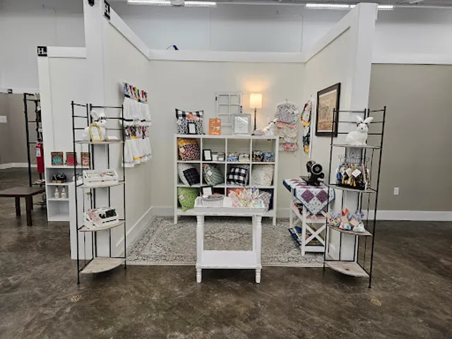 Painted Tree Boutiques - Homestead