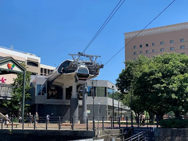 YOKOHAMA AIR CABIN Unga Park Station