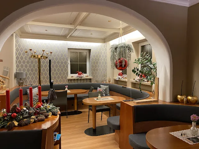 Café/Bäckerei/Konditorei Holzheu