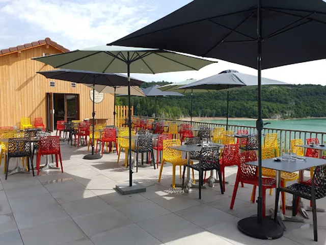 Restaurant Chalet du pont de la pyle Lac de Vouglans JURA