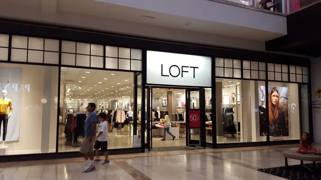 LOFT