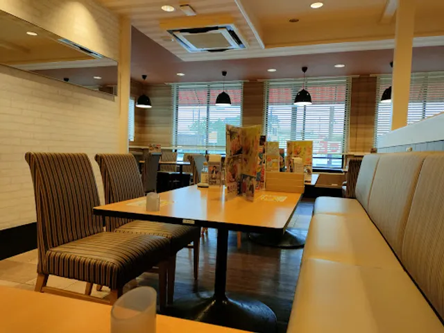 ガスト 滋賀守山店