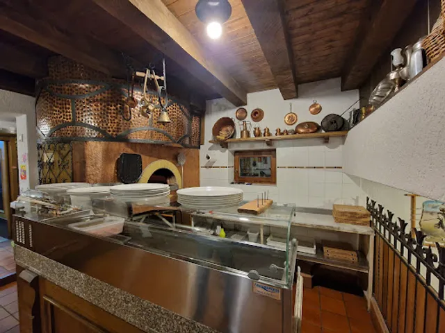 Pizzeria Dossi