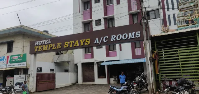 Hotel Temple Stays
