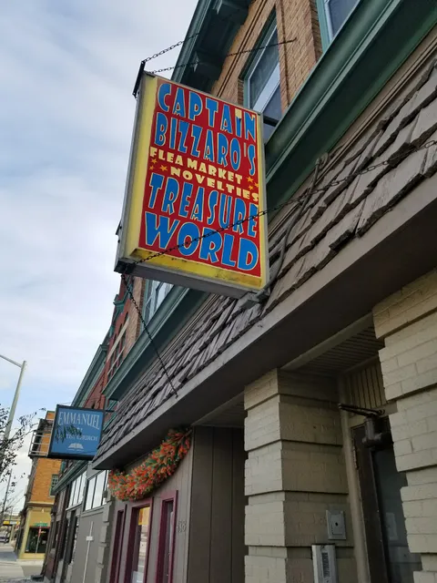 Captain Bizzaro's Treasure World