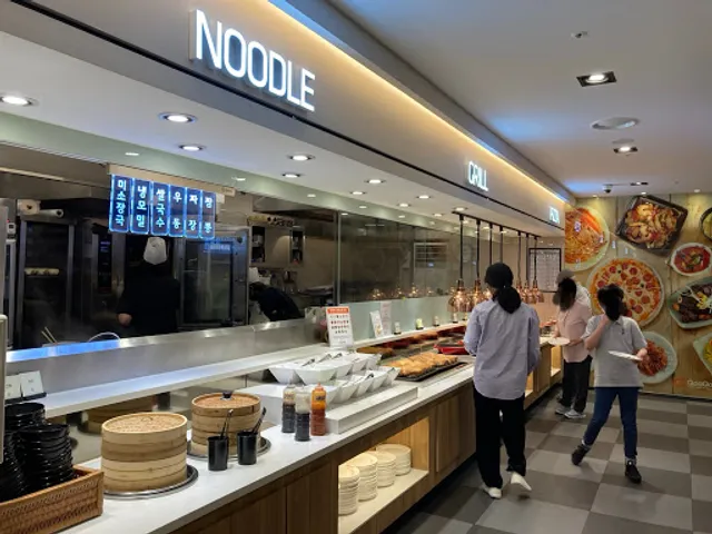 쿠우쿠우 마산점