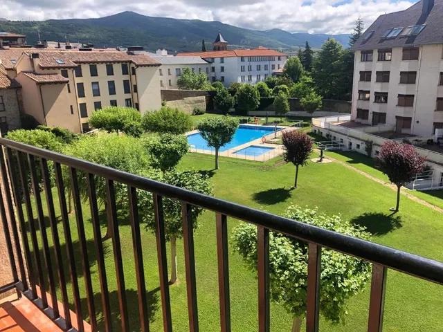 Apartamentos MIMA2 Jaca