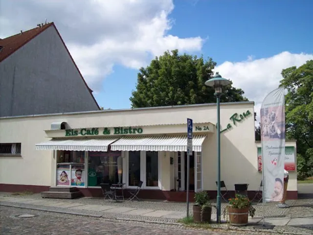 La Rosa Erden Kocamann