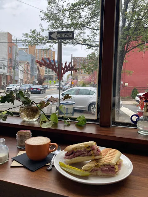 Unnamed Café - coffee shop near me (St Paul's Ave)