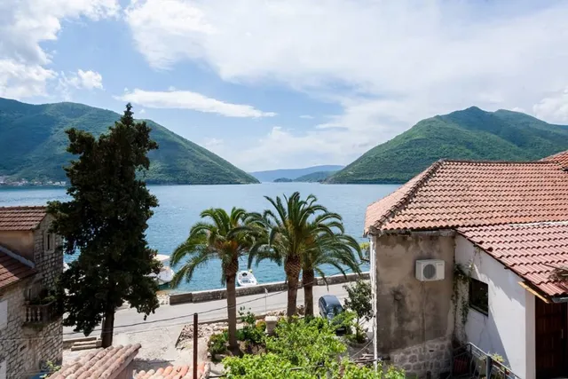 Bluemarine Perast Rooms & Apartments