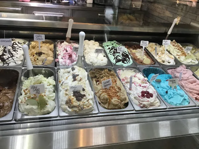 Harris & James Store Aldeburgh - Crabbe Street