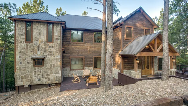 Rustic Mountain Lodge