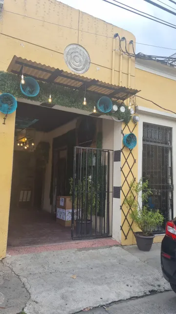 Bar Restaurante La Placita Abril