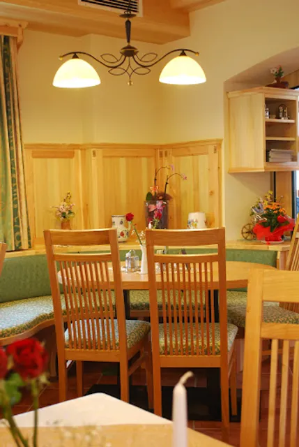 Gasthaus Dorfstüberl Fam. Meieregger