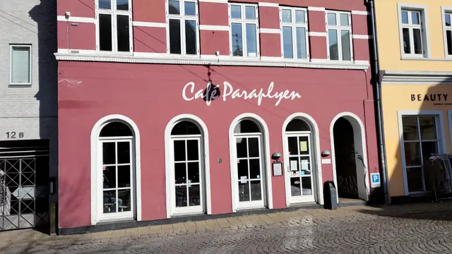 Café Paraplyen