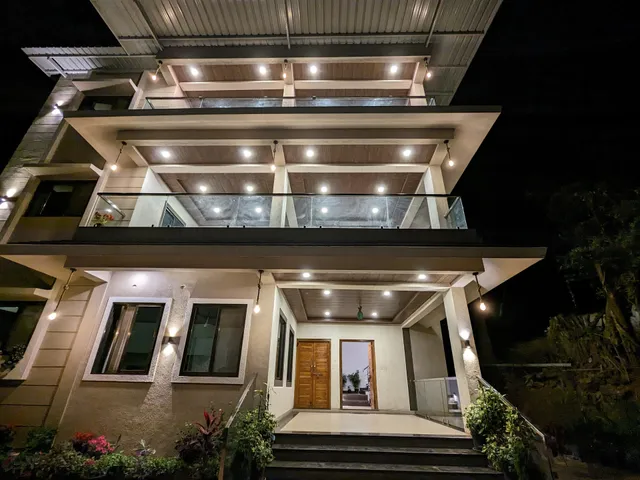 Hotel And Villa Samarth Palace