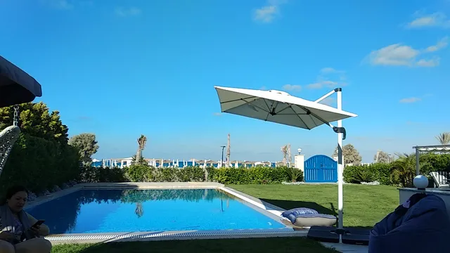 قرية خليج غزالة