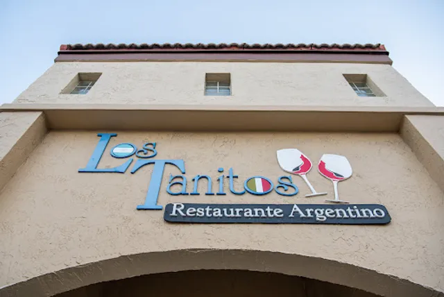 Los Tanitos Meat Market