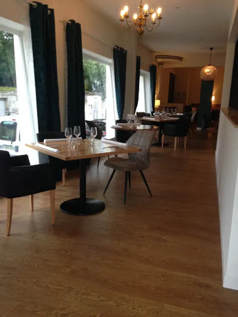 Le Dallaison Restaurant