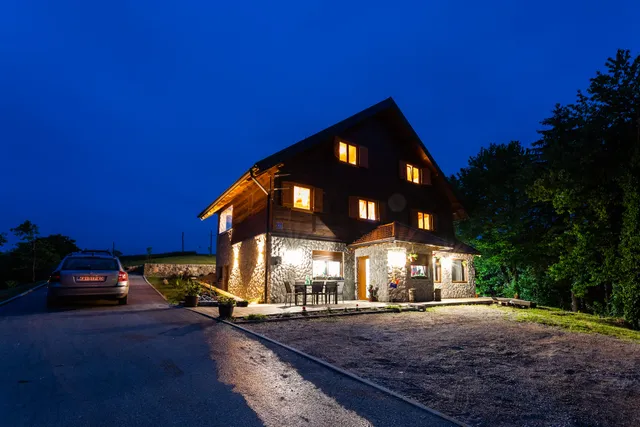 Apartment Stone and wood
