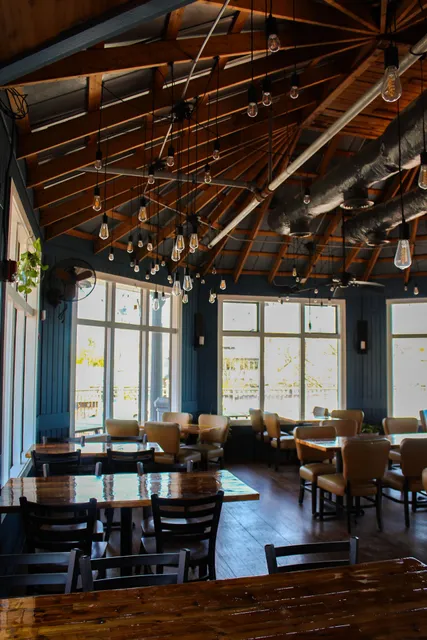 302 Social Eatery and Barroom