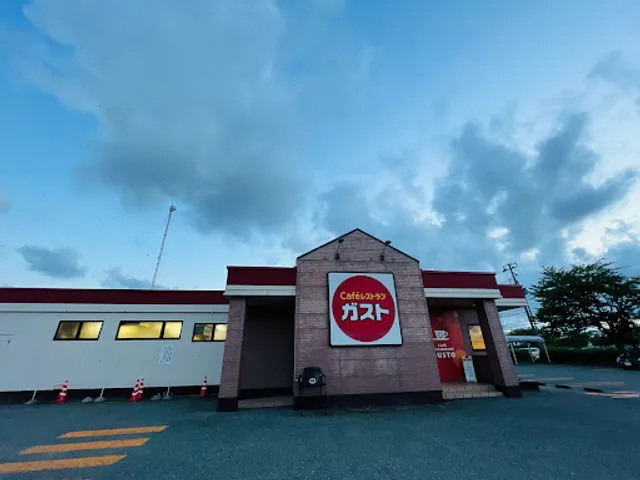 ガスト 秋田茨島店