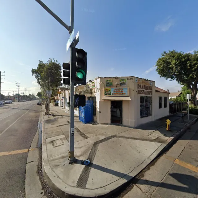La Fuente Panaderia Y Restaurante