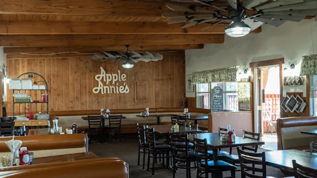 Apple Annie's Bakery & Restaurant