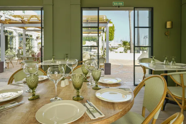 La Piazza Italian Bistro