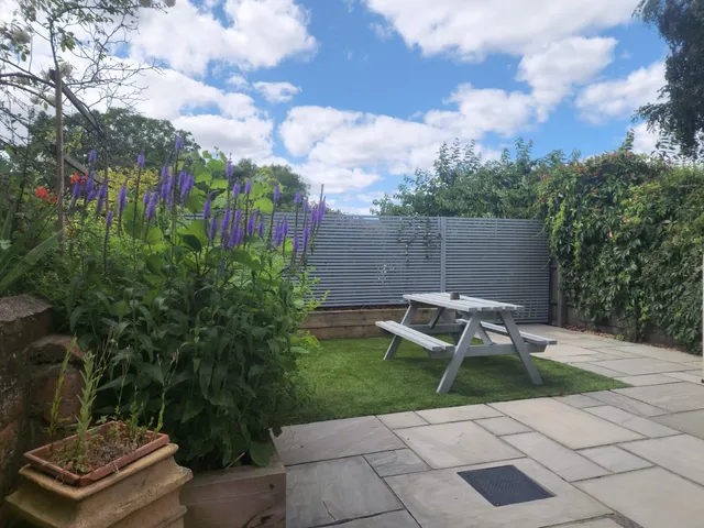 The Railway Inn MK - Luxury Guesthouse