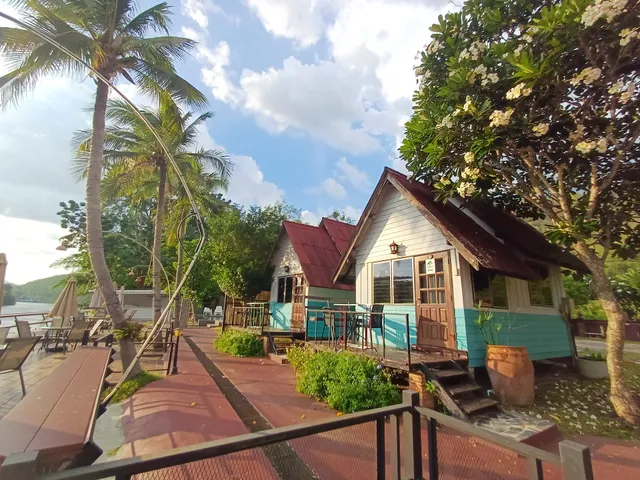 Lake Hill Resort Kanchanaburi