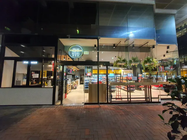 The Big Grill / Adelaide Convenience