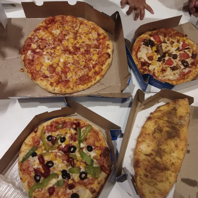 Domino's Pizza | VR Mall, Chennai