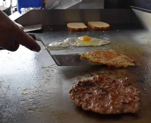 Sunny's Breakfast Sandwiches and Bowls