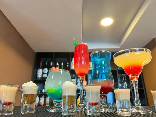 Trustee Bar and Lounge